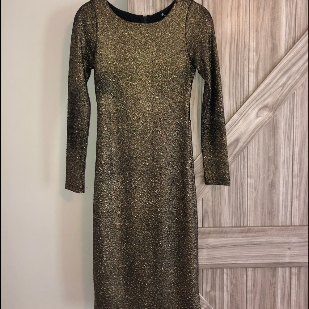 Alice and Olivia Sexy, gold cocktail dress